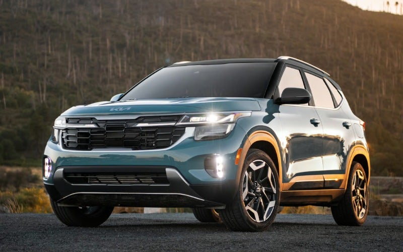 Which small SUV has the better AWD confidence and driver-assist tech for Absecon, NJ?