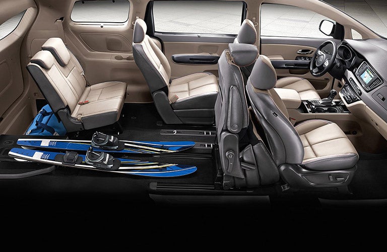 2017 Kia Sedona seating