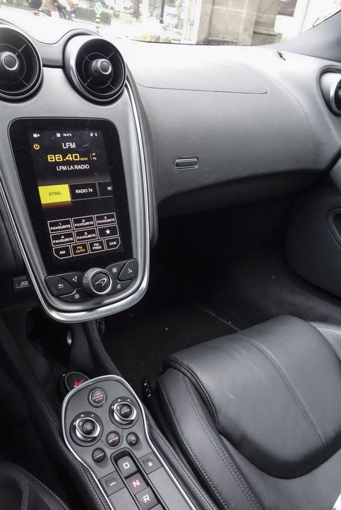 Controls on the 570S are streamlined with an easy-to-use (if slightly un-responsive) touchscreen.