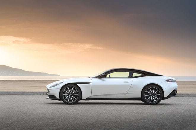 2018-Aston-Martin-DB11-V8-side