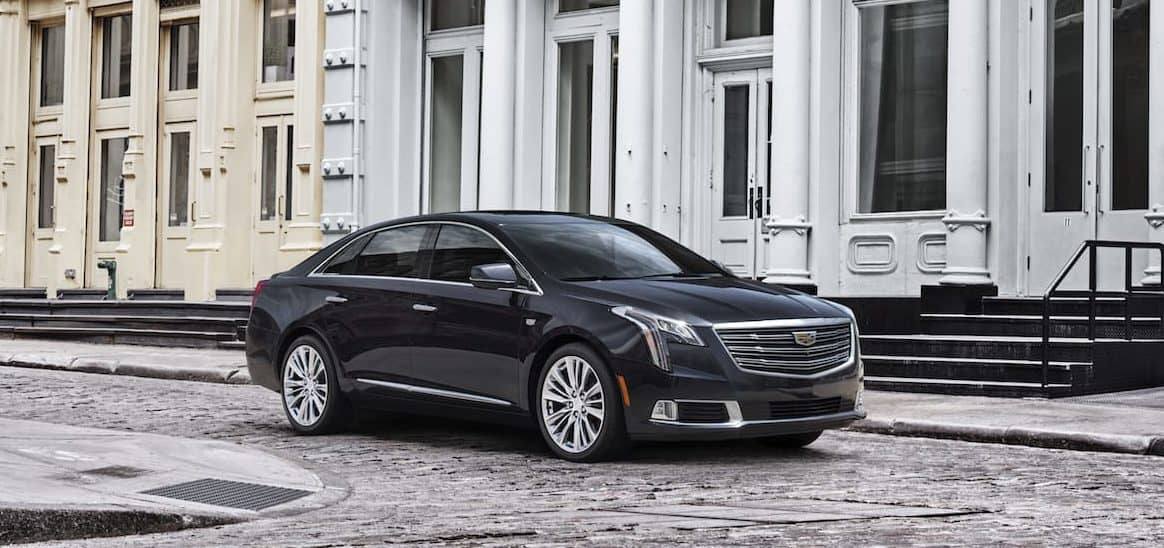 2019-Cadillac-XTS-1
