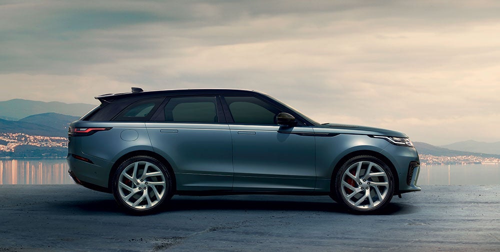 2020-Land-Rover-Range-Rover-Velar-side-view-dark