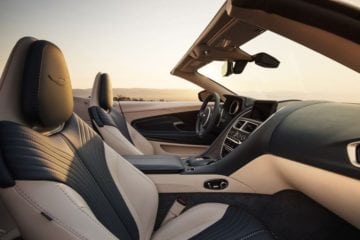 DB11 Volante Interior 2