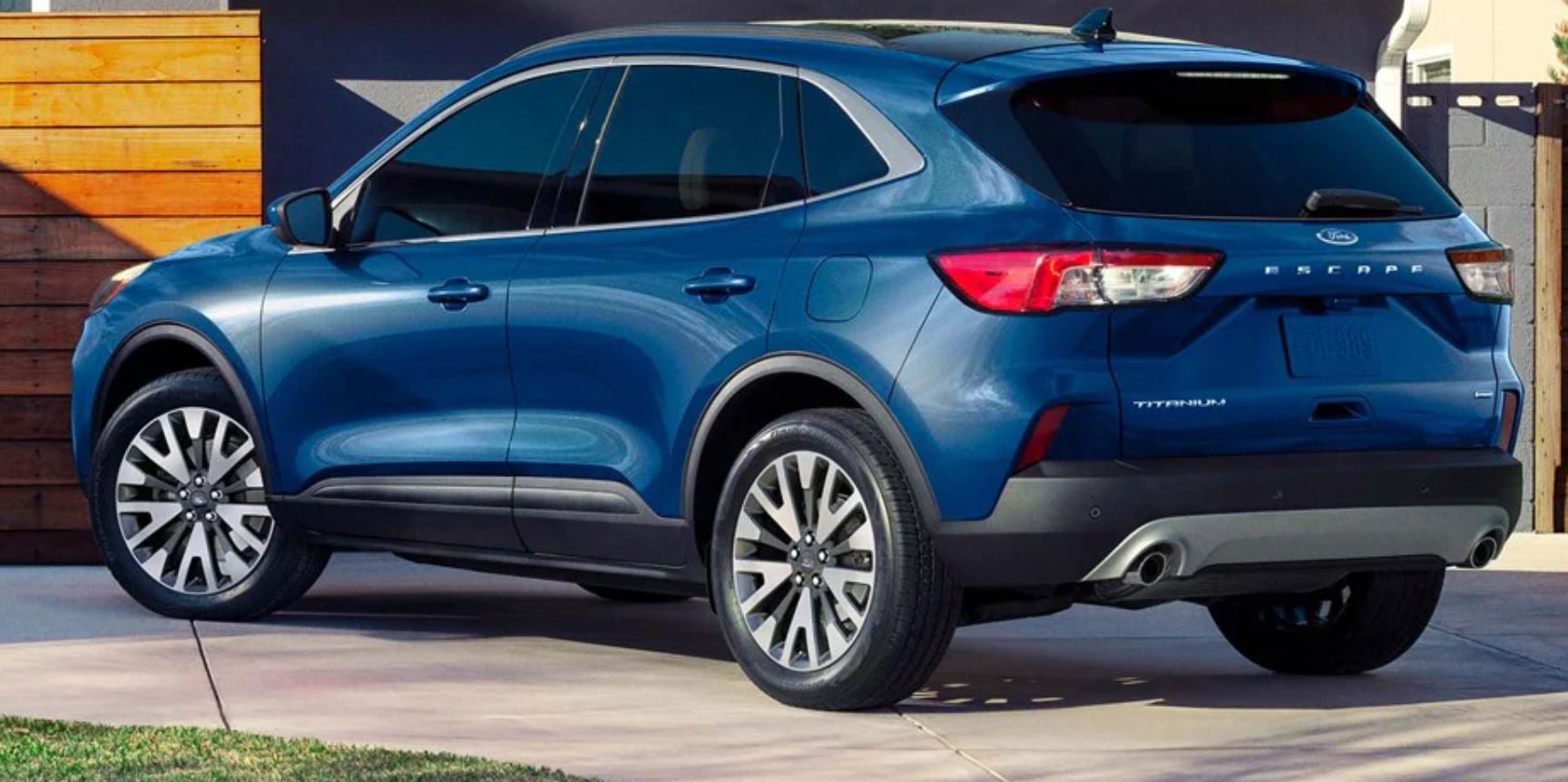 blue 2022 Ford Escape