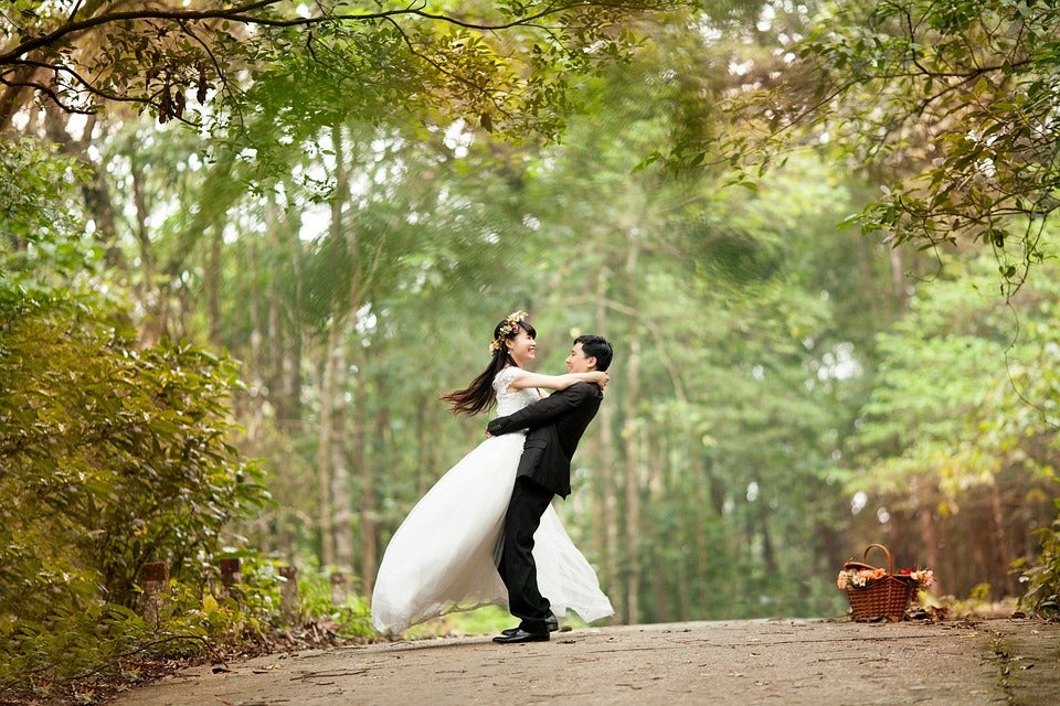 Free Couple Wedding photo and picture