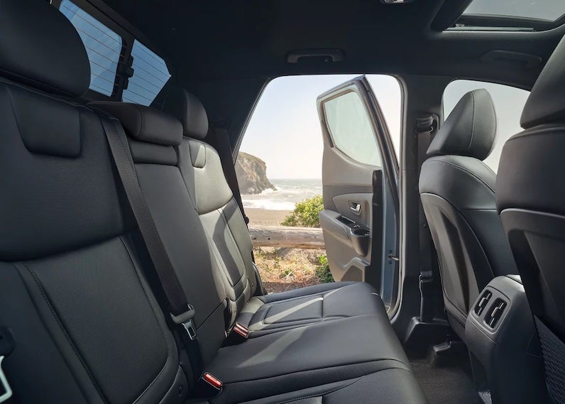 The 2025 Hyundai Santa Cruz brings a bold new look and even more capability to the table with a range of substantial updates.