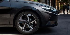 Close view of the front tire area of a 2021 Hyundai Elantra. | Hyundai dealer in Little Rock, AR.