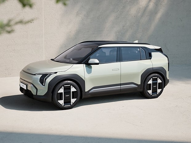 base model EV3 Kia electric vehicle in green
