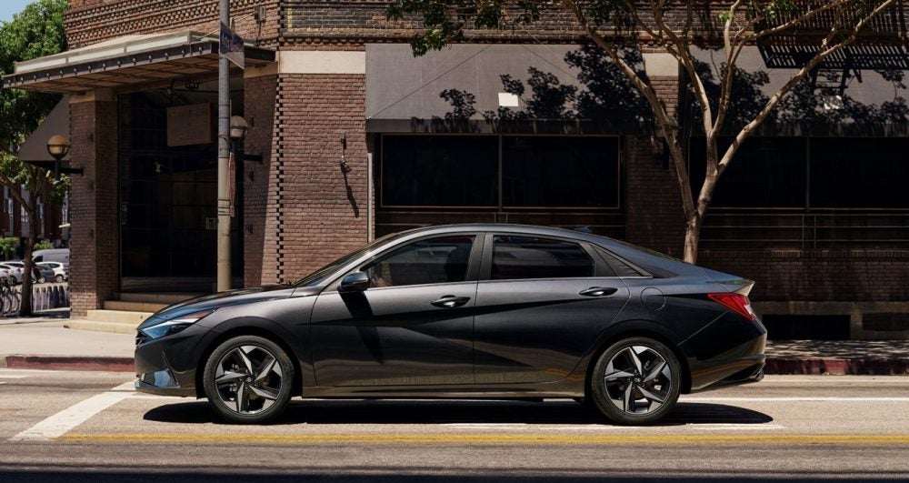 Elantra photo