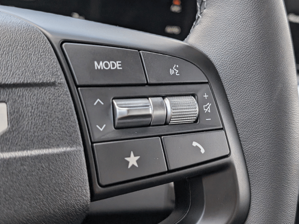Kia Voice Button in Kia K4