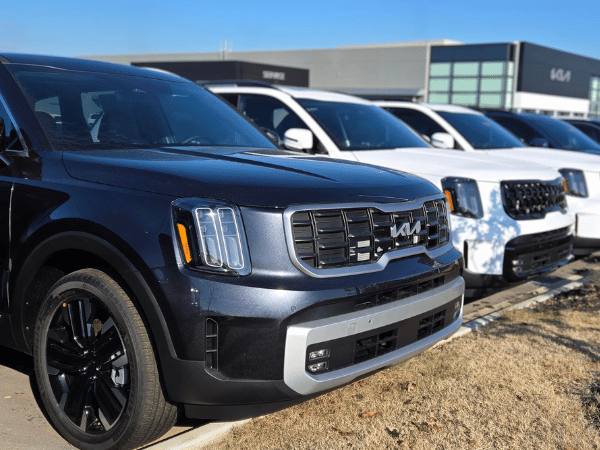 Tellruide SUV at Crain Kia of Fayetteville