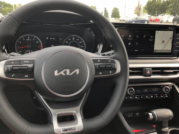 Kia Steering wheel and Digital Screen