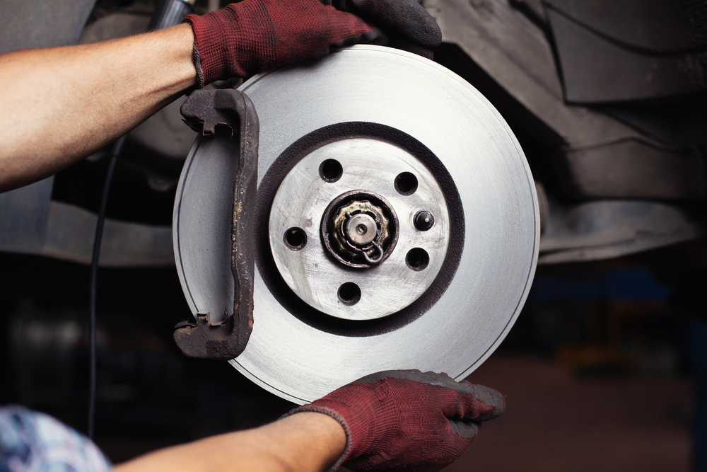 blog4-_Signs_Your_Kia_Needs_a_Brake_Repair_637623692272249795