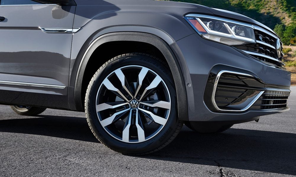 VW_NGW6_Showroom_ACS_Gallery_Exterior-3.jpg