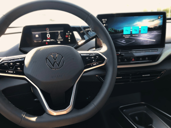 ID.4 dashboard and infotainment