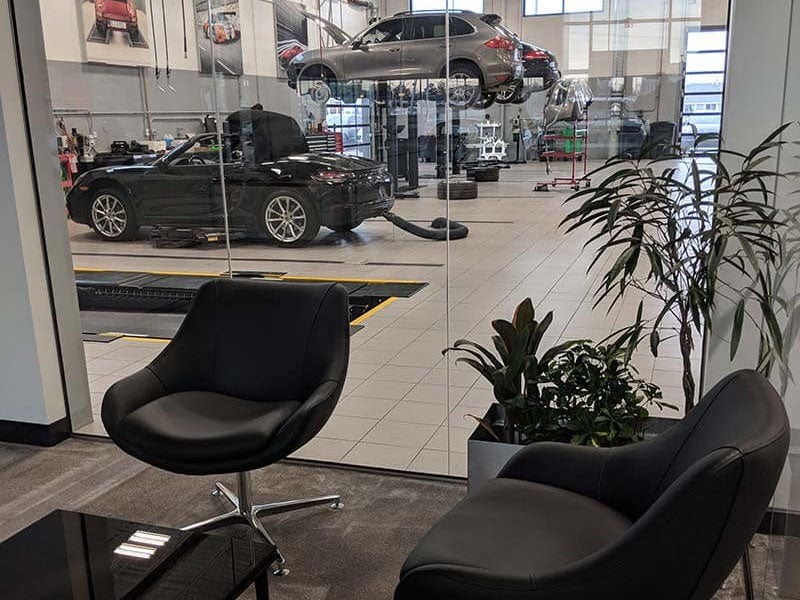 Porsche Orland Park Service Lounge