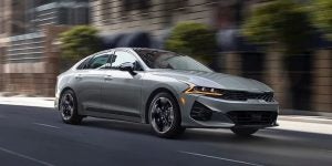 Gray 2022 Kia K5 Temple Hills, MD