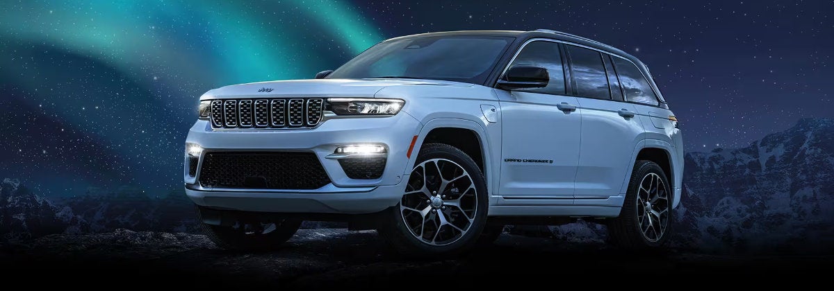 Adventure in the 2024 Jeep Grand Cherokee 4xe near Auburn AL