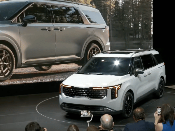 2025 Kia Carnival MPV Revealed