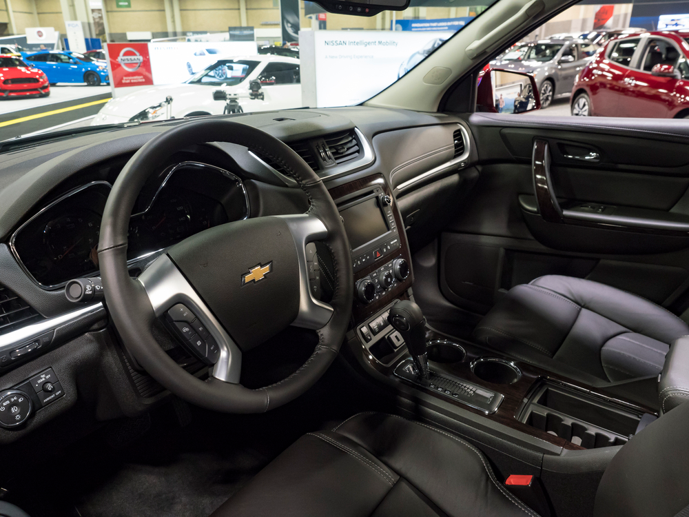 Chevy-cars-and-trucks-2020-chevrolet-traverse-5