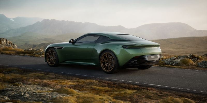 2026 Aston Martin DBX707 performance