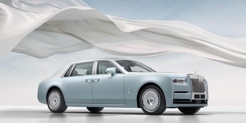 2025 Rolls-Royce Phantom Extended design