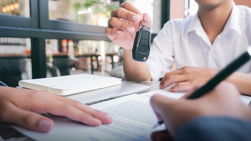 Leasing vs Buying a Car