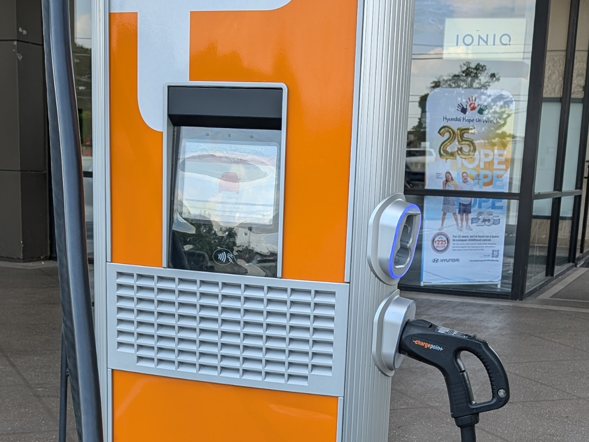 Crain Hyundai of North Little Rock Ioniq 5 Tesla Chargers