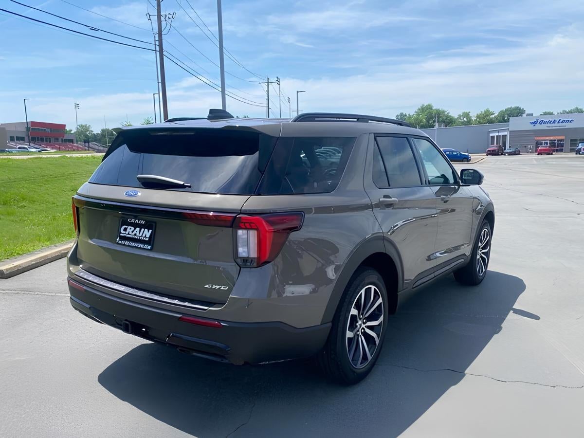 Ford Explorer SUV parked at Crain Ford of Jacksonville in Arkansas