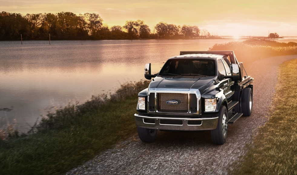 2025 Ford F-750