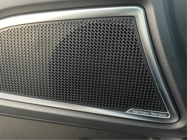 Harman Kardon in Kia Car