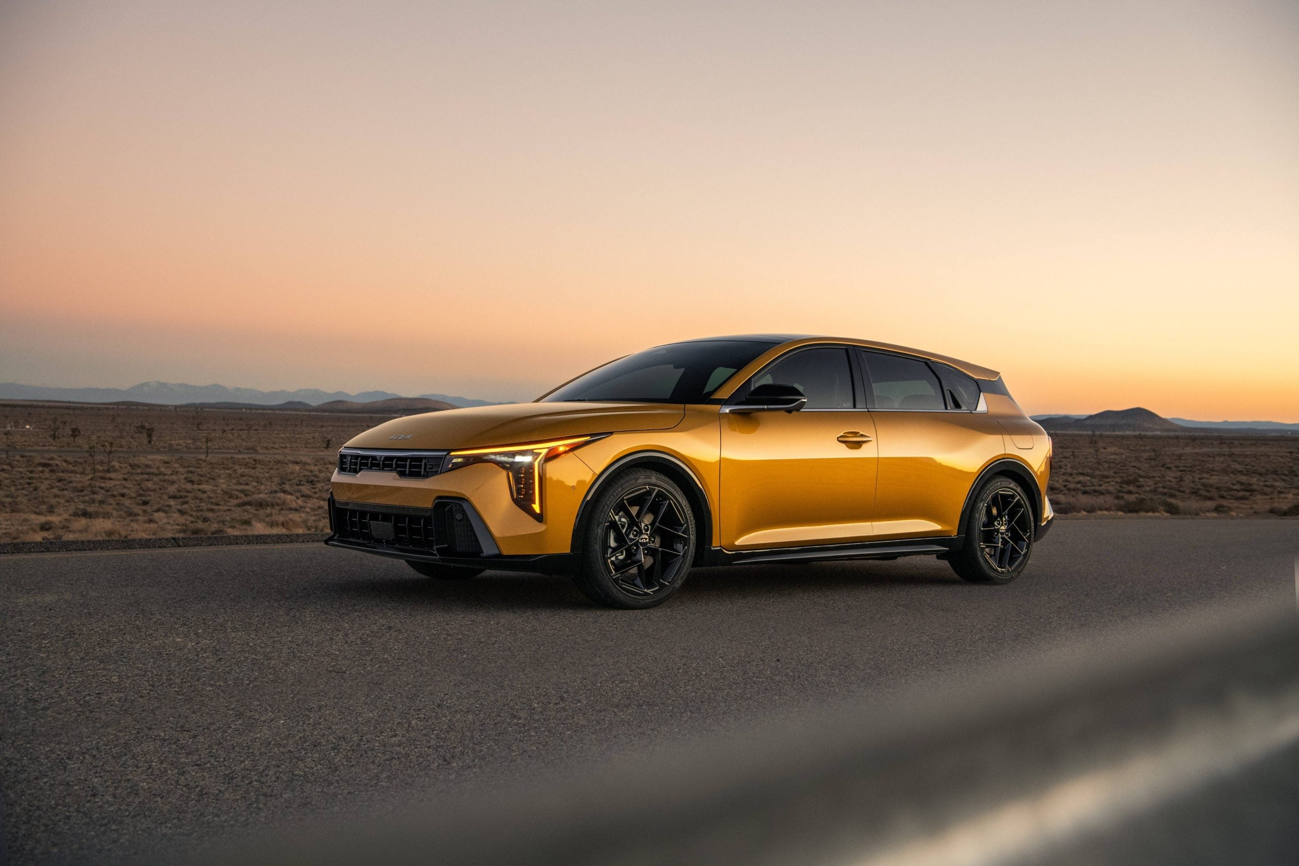 Photo of Yellow 2026 Kia K4 Hatchback