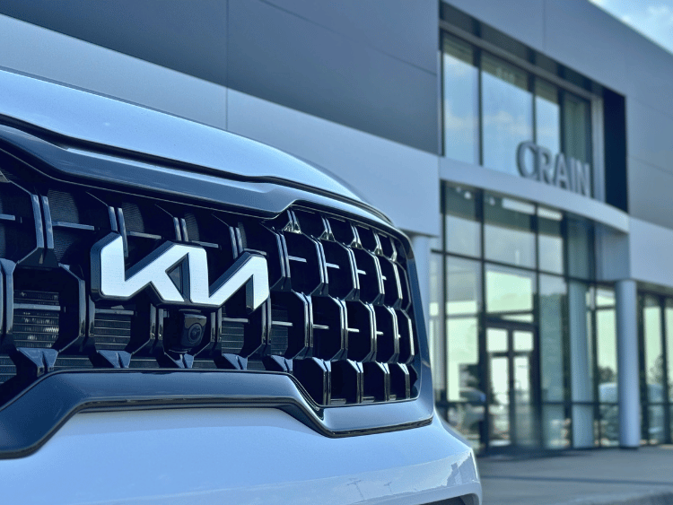 Crain Kia of Conway Building