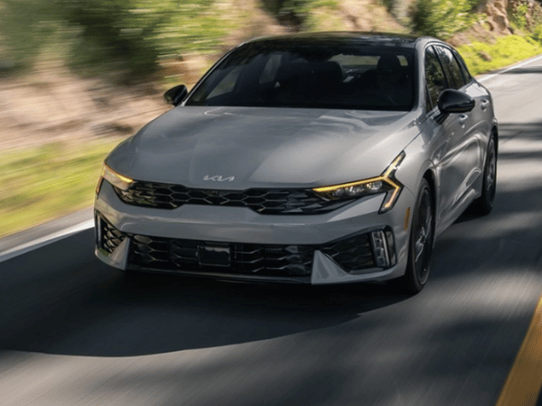 Refreshed Kia K5 Sedan