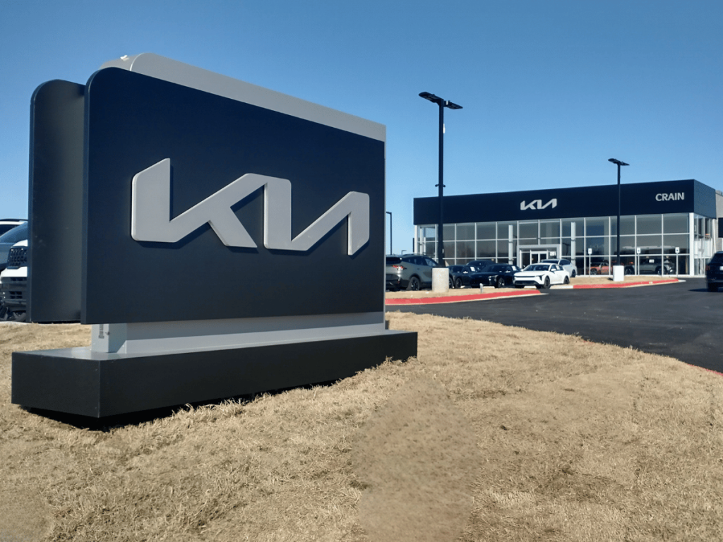 Exterior of Crain Kia of Bentonville