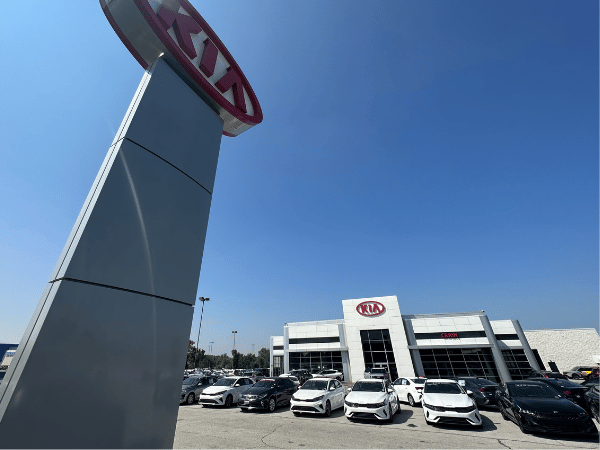 Crain Kia of Bentonville Storefront in Bentonville, AR