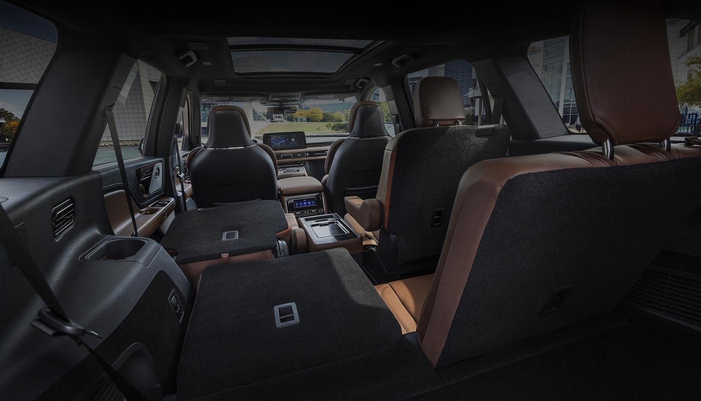 Lincoln Aviator with the rear seats folded flat for O'Fallon MO families