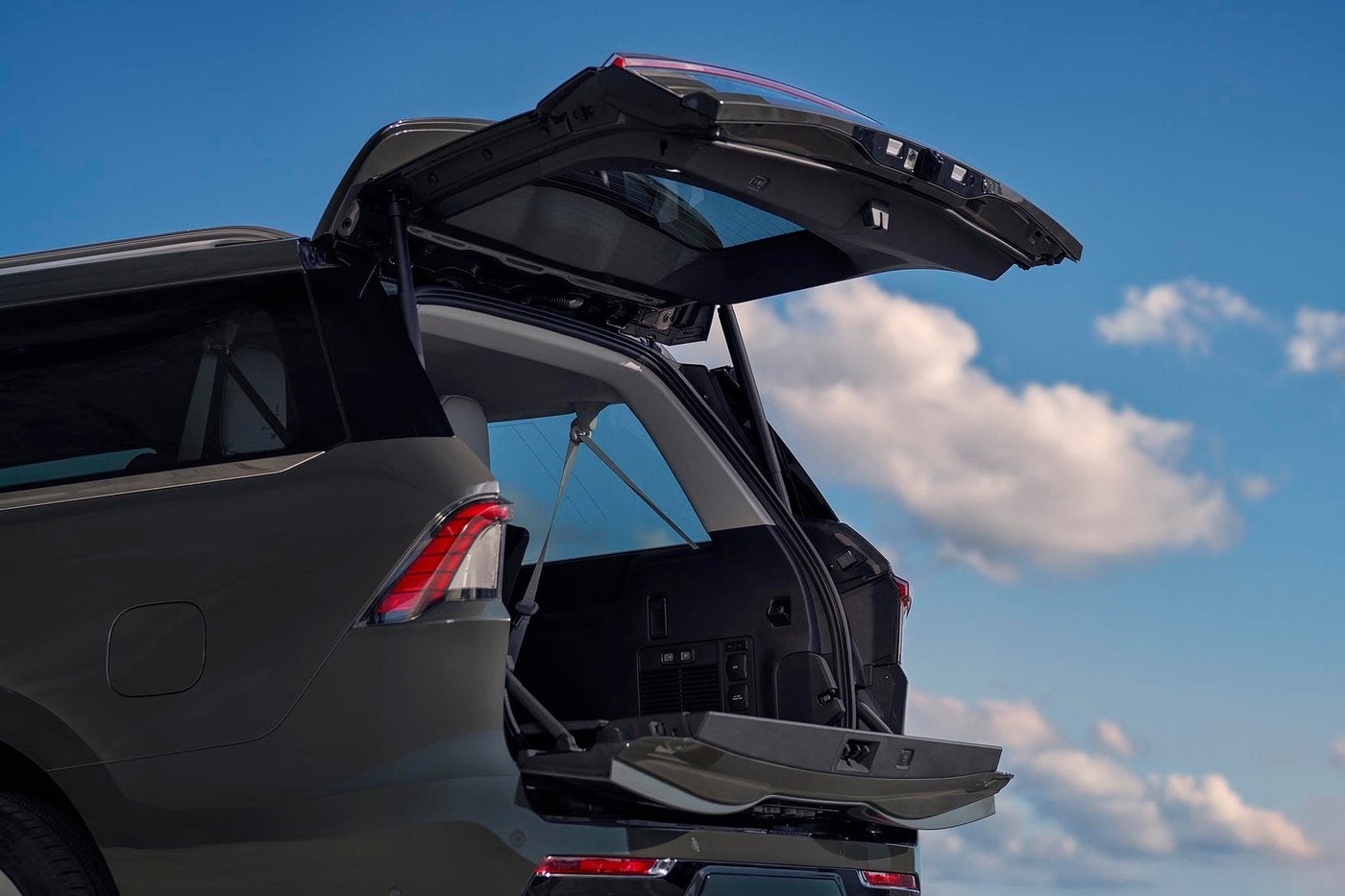 Lincoln Navigator with the split gate open showing the cargo area
