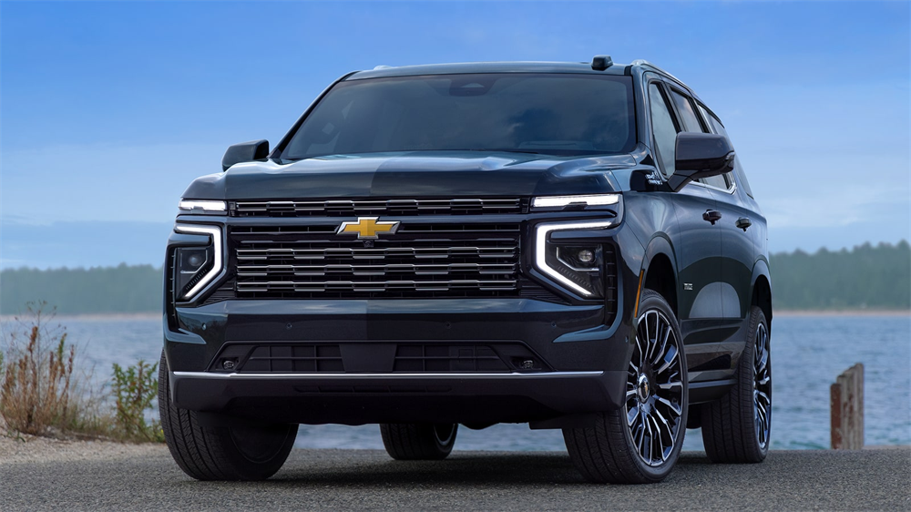2026 Chevy Tahoe front angle