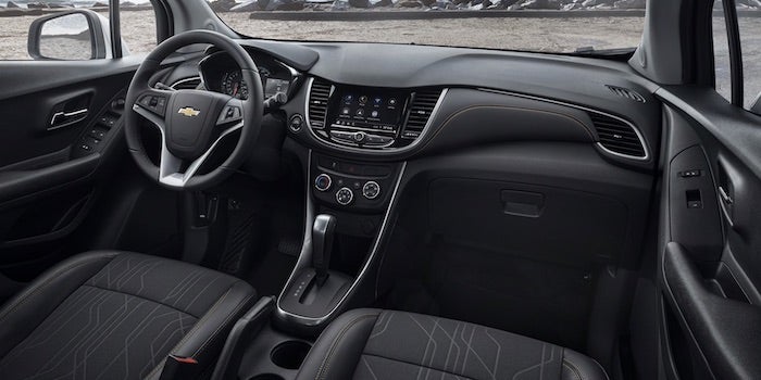 2021 Chevrolet Trax front interior cabin