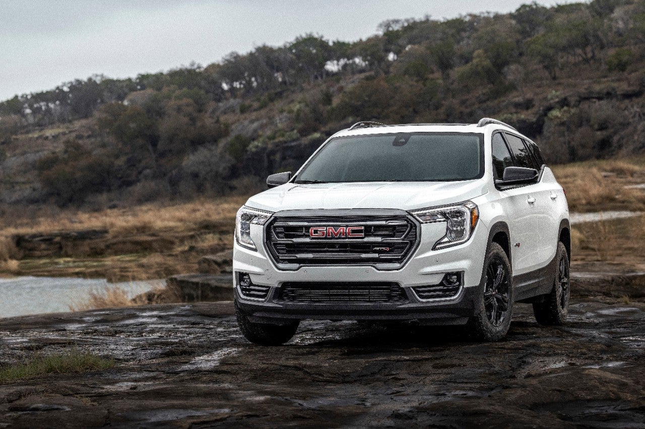 2023 GMC Terrain AT4