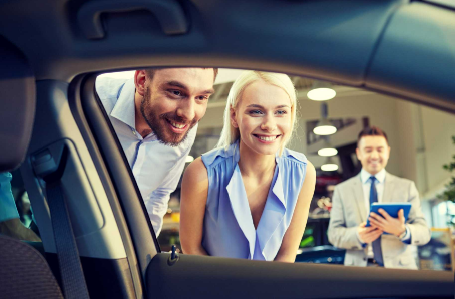 Are you wondering what 2023 auto trends you should know about? Read here to find out what you can expect from the car market in 2023.