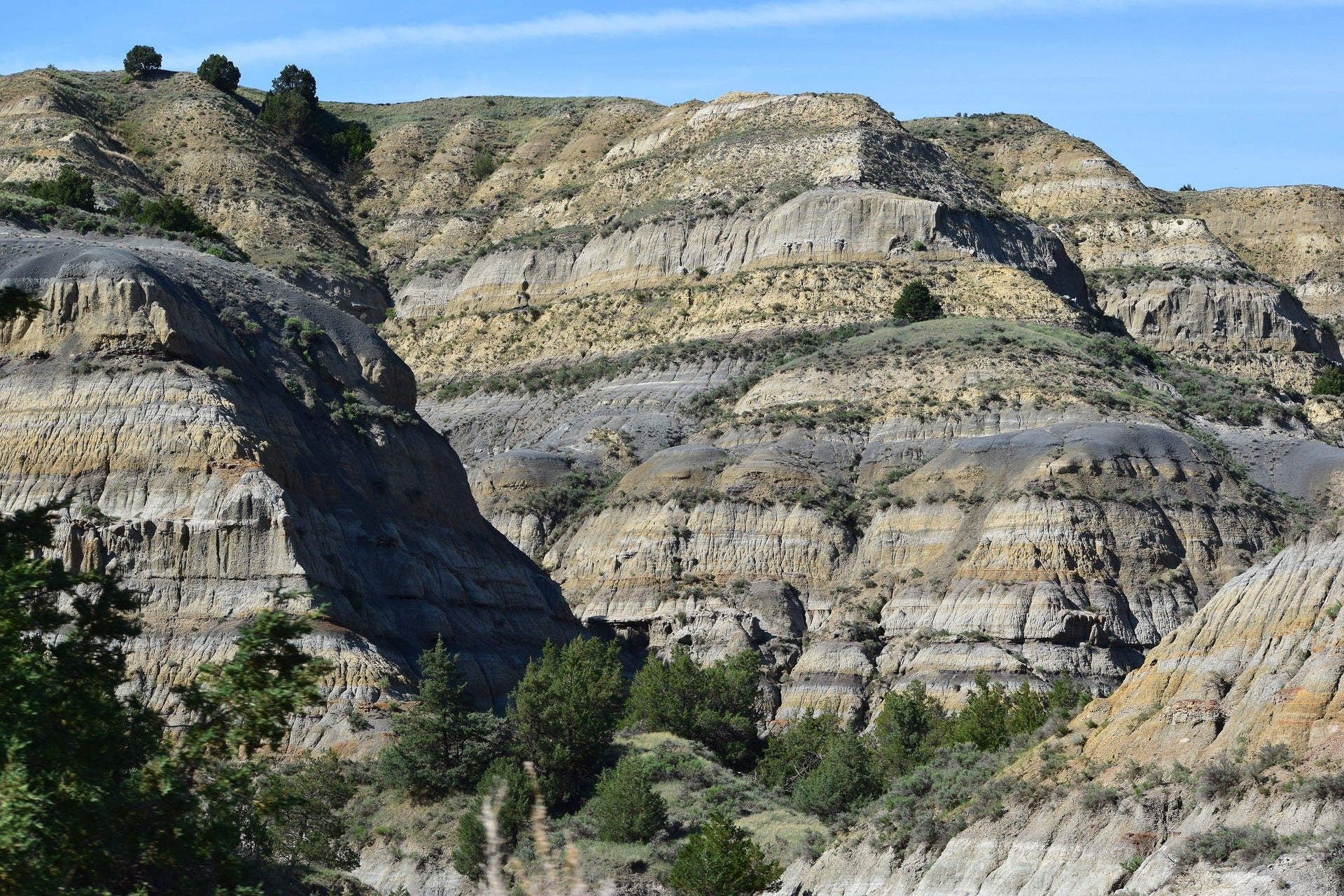 Take the Chevy and Check Out These 4 Best Views Near Dickinson, ND