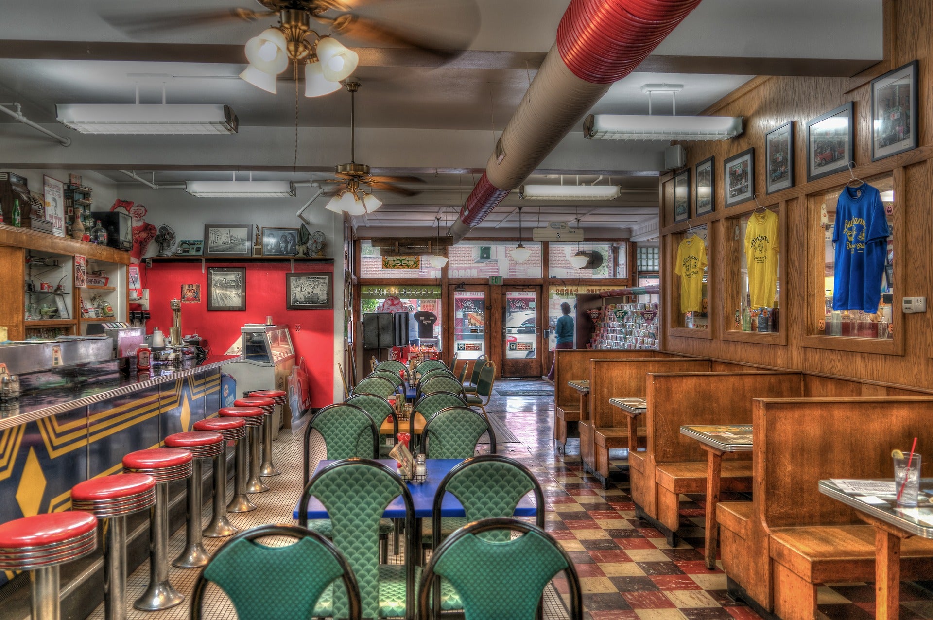 3 Family Restaurants Worth the Drive Near Nitro, WV