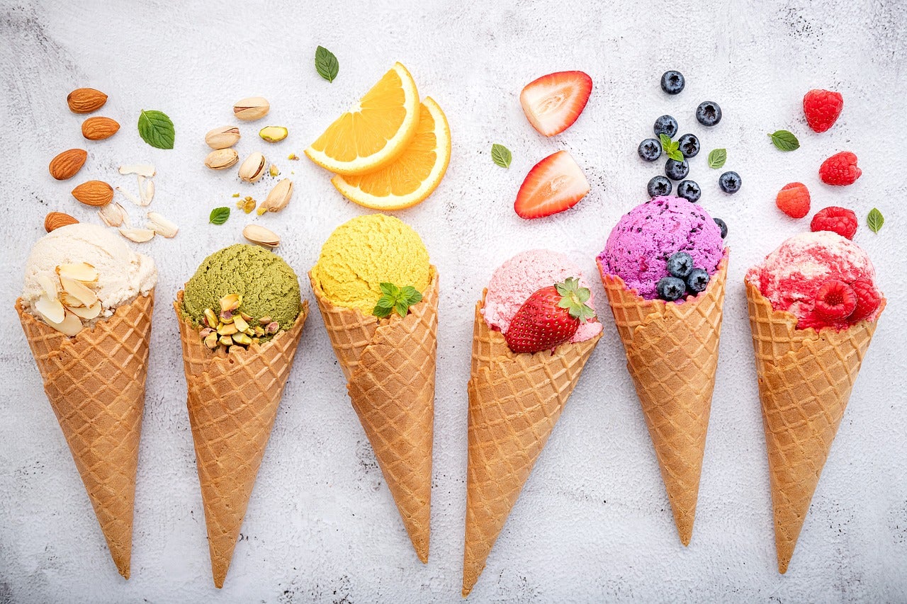6 different ice cream cones lined up