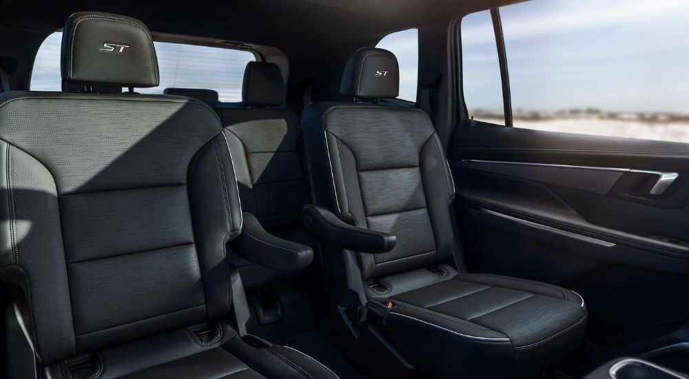 Black seats in a 2026 Buick Enclave ST.