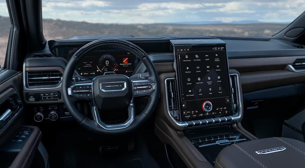 Black dash in a 2026 GMC Yukon.
