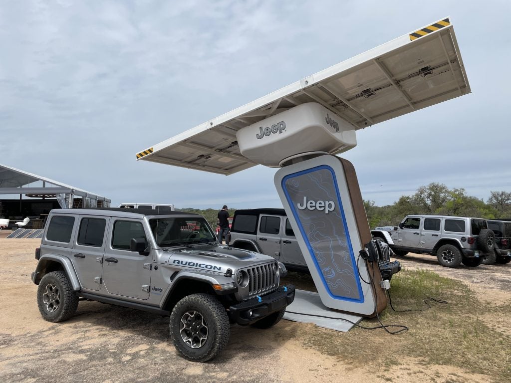 Jeep wrangler 4xe charging station