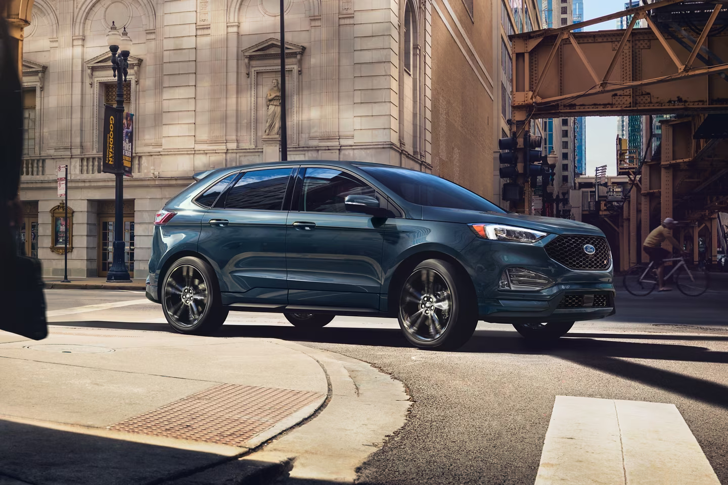 24-Ford-Edge