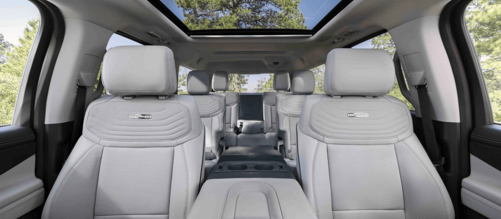 Interior of 2025 Ford Expedition Platinum